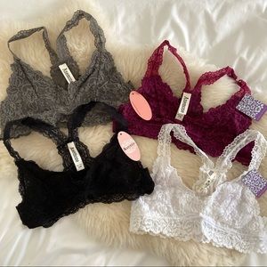 NWT Bundle of 4 Lace Bralettes Size S/M